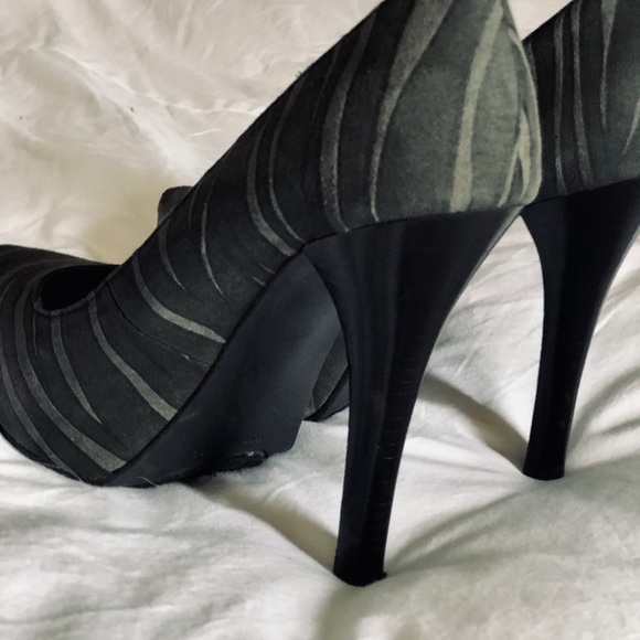 Carlos Santana High Heels Sz 6.5 - Picture 9 of 12